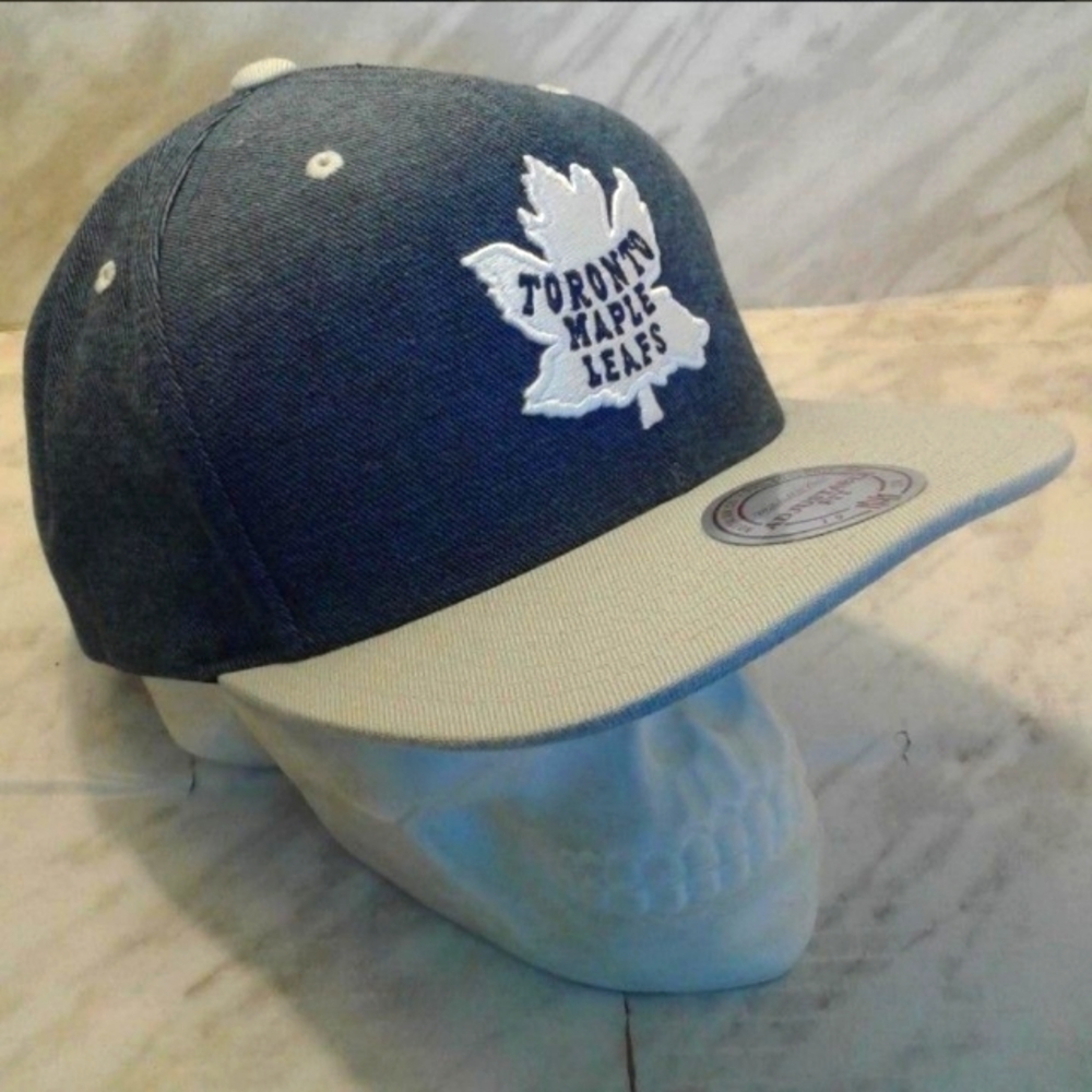 vintage Toronto Maple Leafs Hat NHL Cap hockey Mitchell & Ness Adjustable unisex